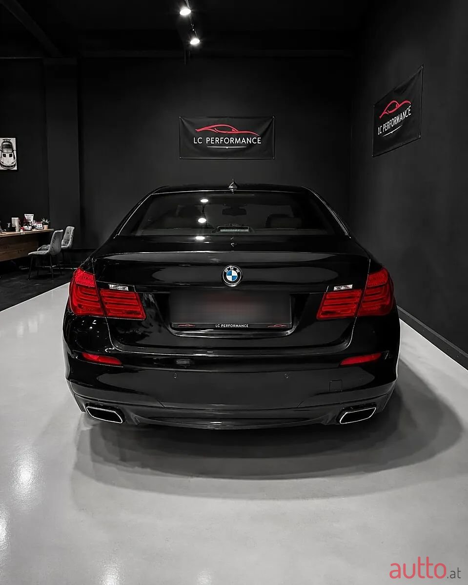 2010' BMW 7Er-Reihe photo #6
