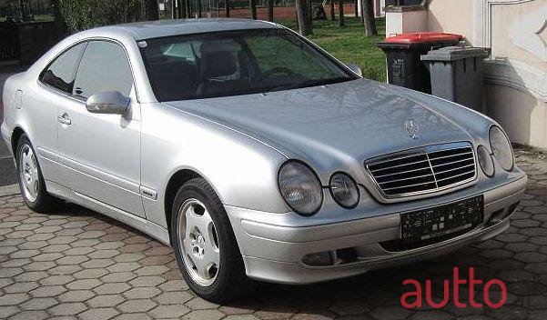 2001' Mercedes-Benz Clk-Klasse photo #2