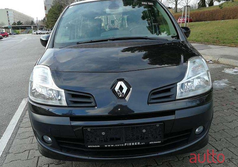 2010' Renault Modus photo #5