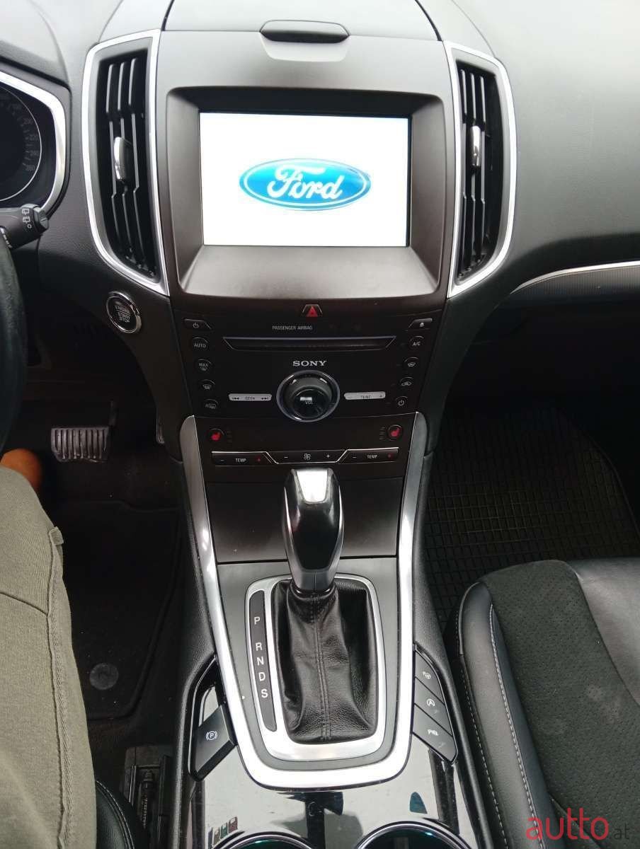 2016' Ford Galaxy photo #4