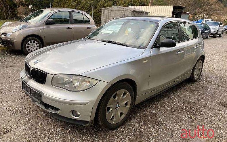 2004' BMW 1Er-Reihe photo #2