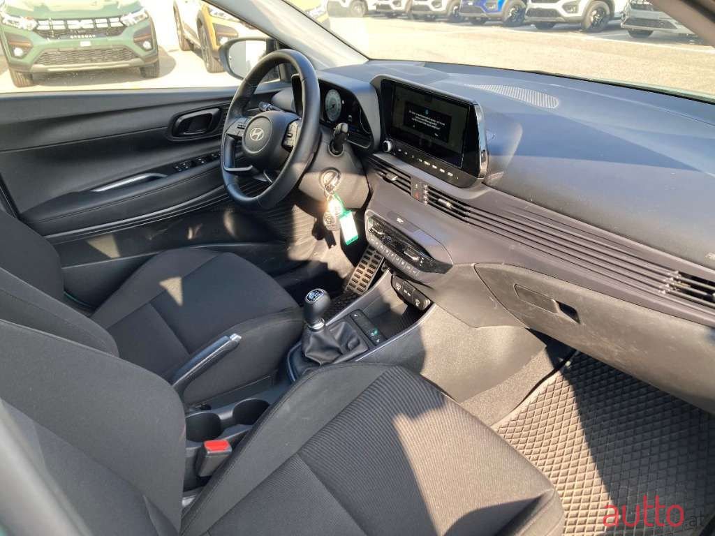 2024' Hyundai Bayon photo #3