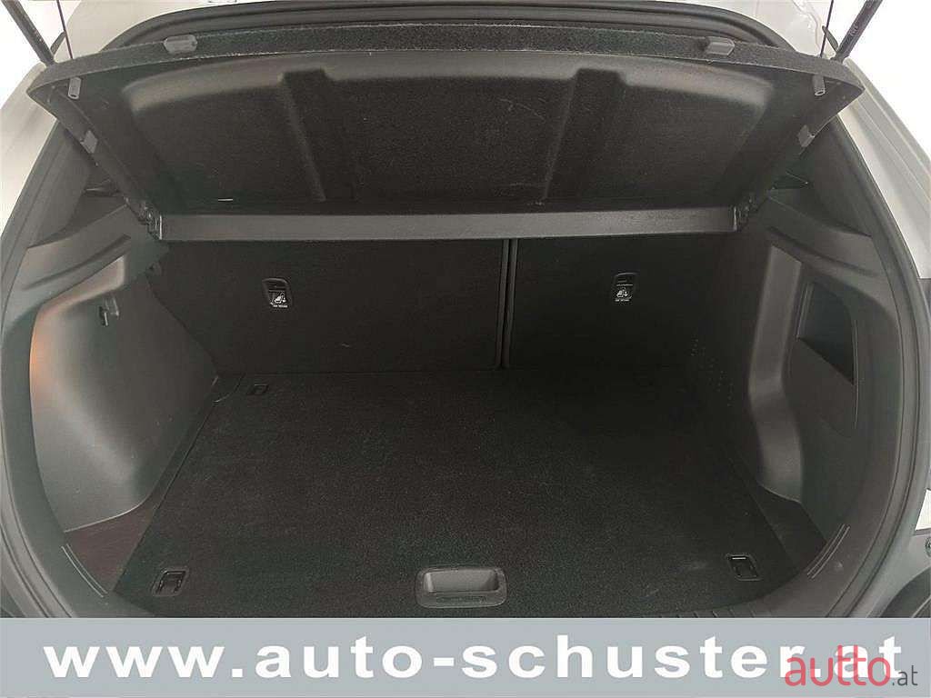 2021' Hyundai Kona photo #6