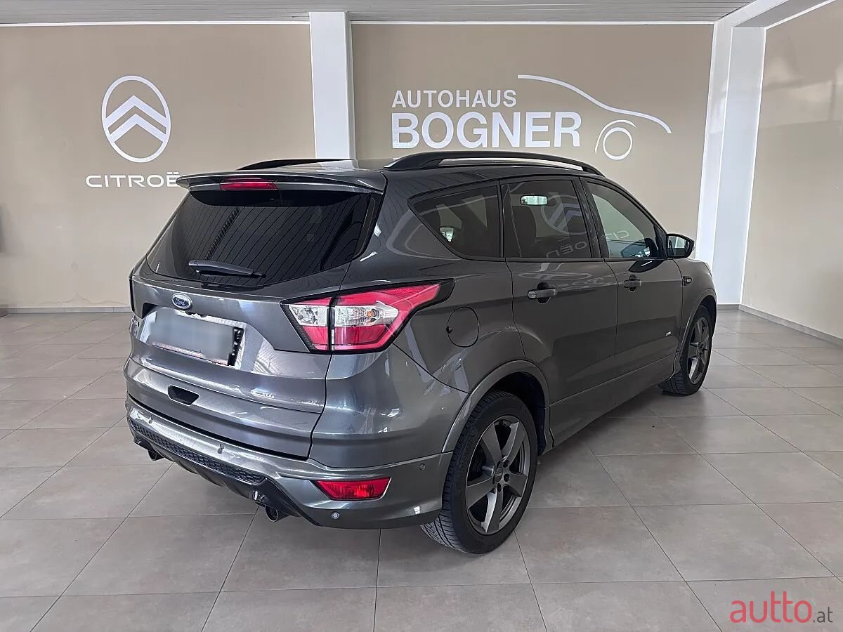 2017' Ford Kuga photo #3