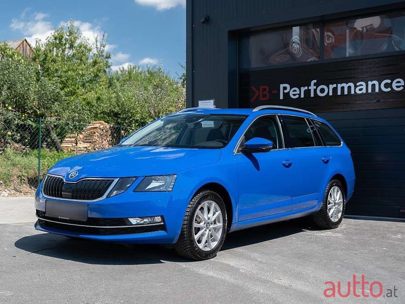 2019' Skoda Octavia photo #3