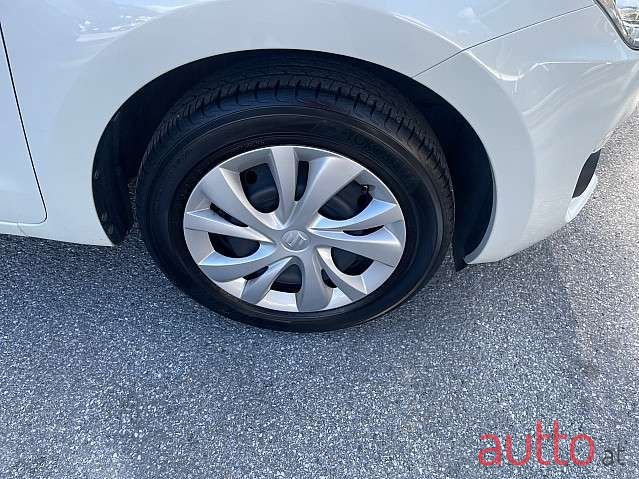 2020' Suzuki Swift photo #5