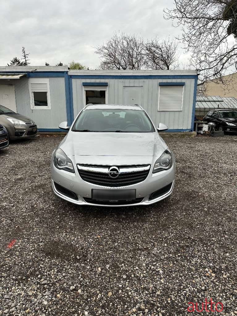 2017' Opel Insignia photo #1