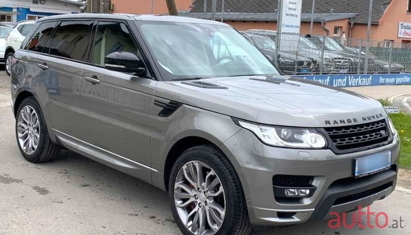 2017' Land Rover Range Rover photo #3