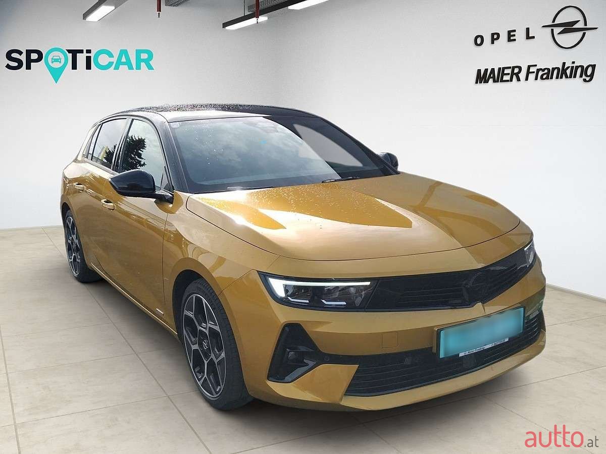 2022' Opel Astra photo #4