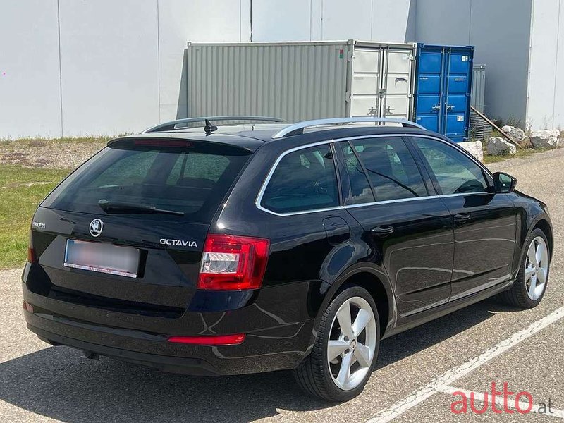 2017' Skoda Octavia photo #4