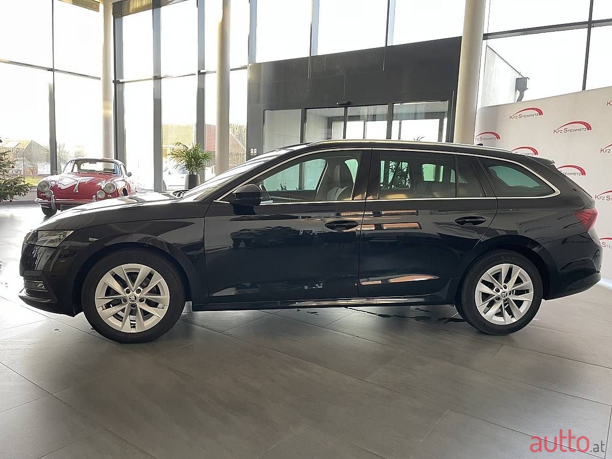 2022' Skoda Octavia photo #4