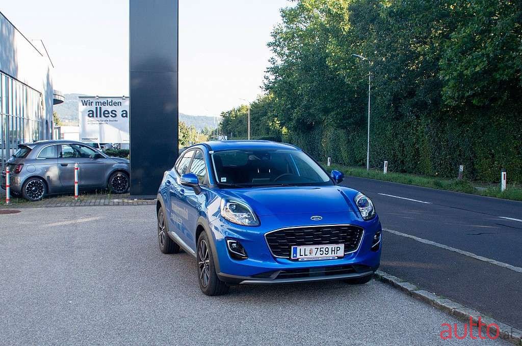 2021' Ford Puma photo #2