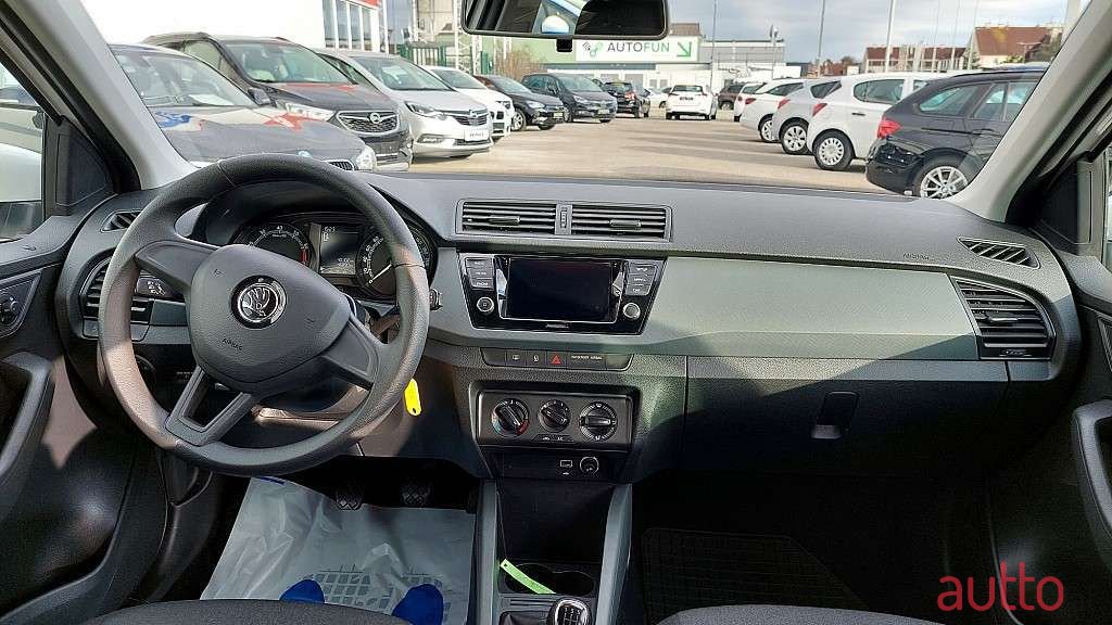 2019' Skoda Fabia photo #5