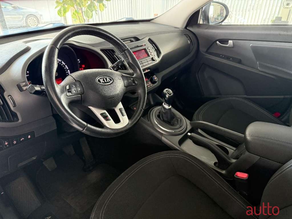 2012' Kia Sportage photo #6