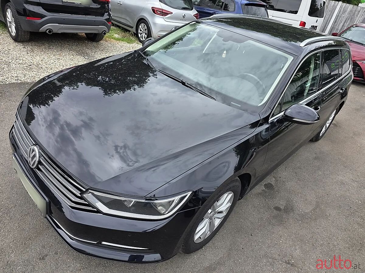 2015' Volkswagen Passat photo #3