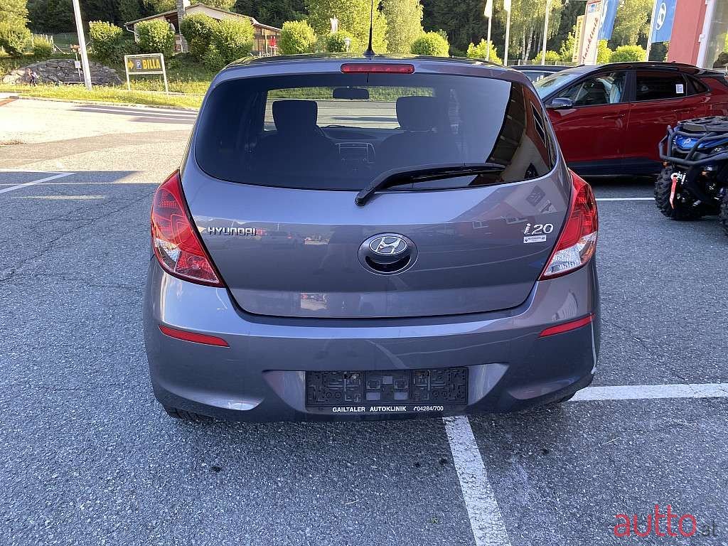 2015' Hyundai i20 photo #4