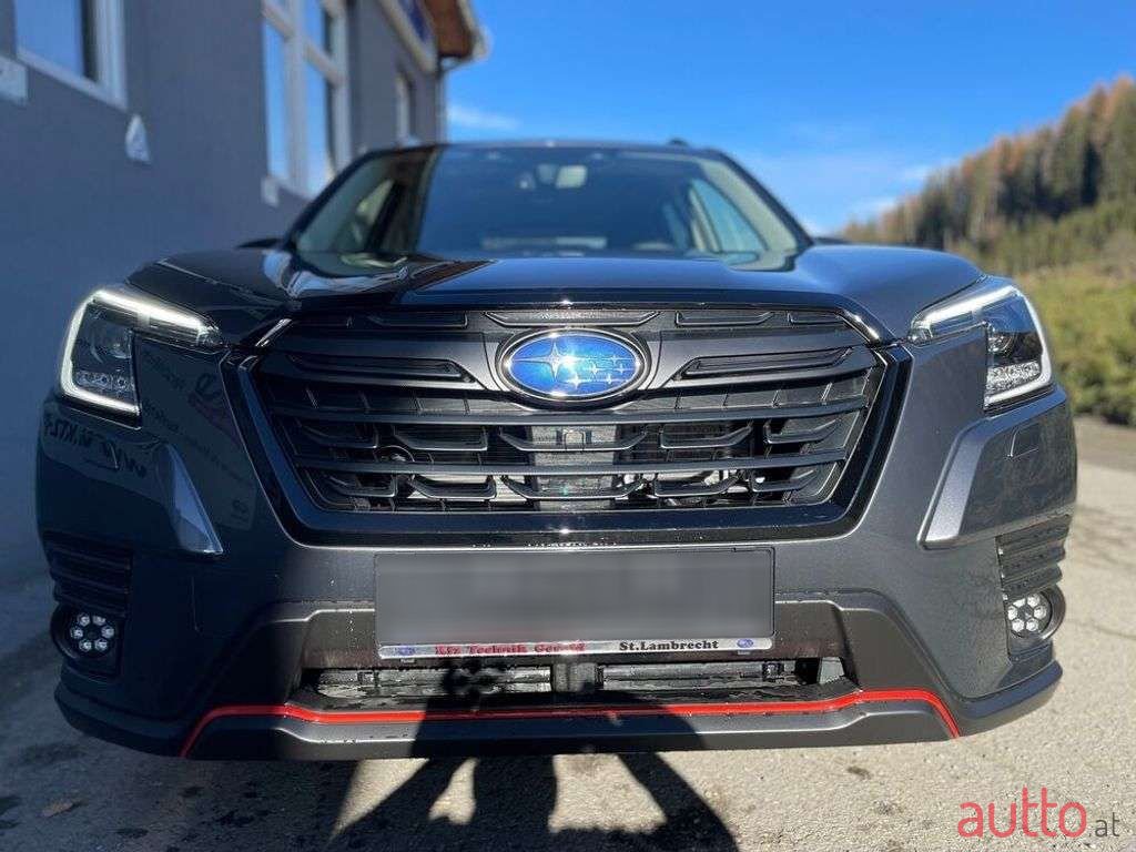 2023' Subaru Forester photo #3