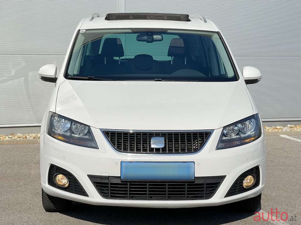 2012' SEAT Alhambra photo #6