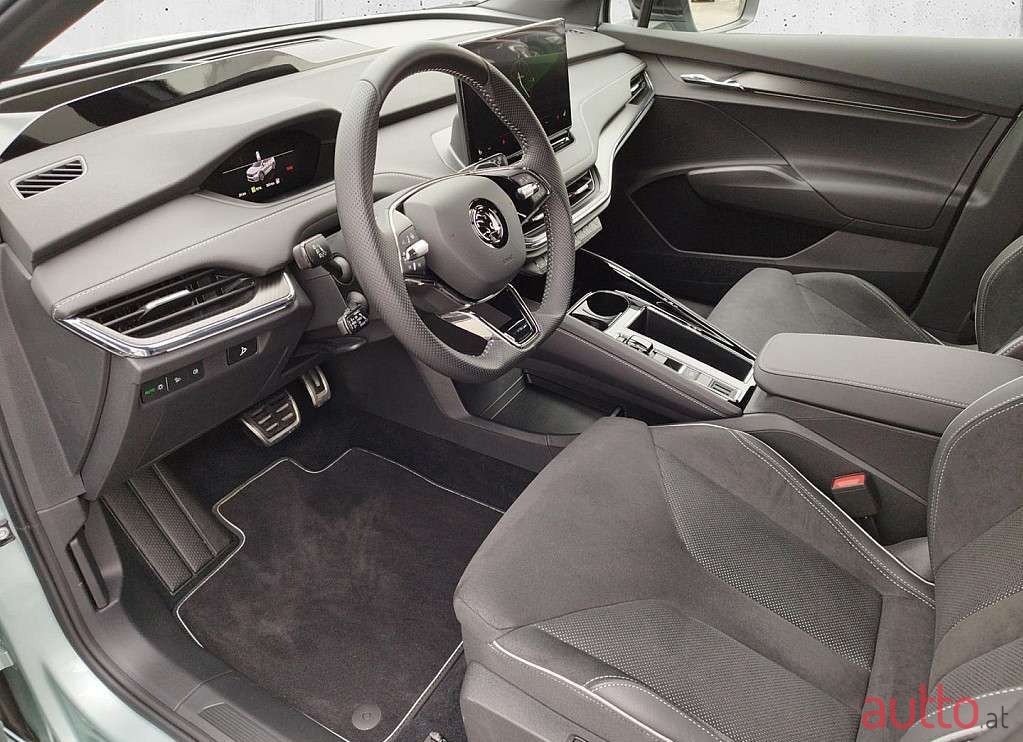 2023' Skoda Enyaq photo #6