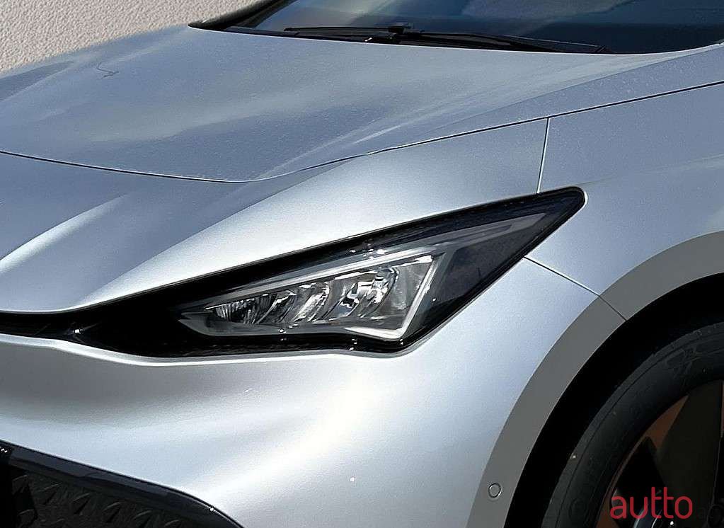 2023' Cupra Born photo #3