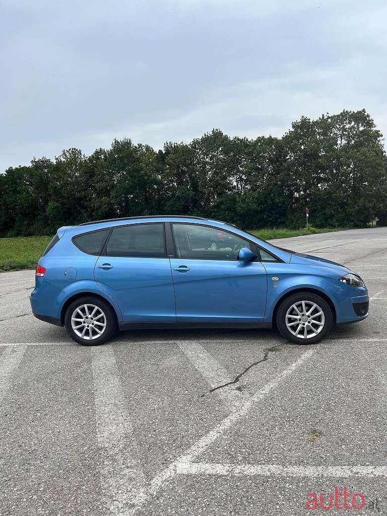 2015' SEAT Altea XL photo #4