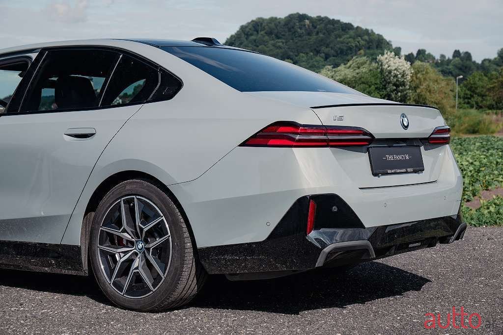 2024' BMW I5 photo #6