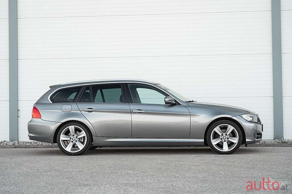 2011' BMW 3Er-Reihe photo #4