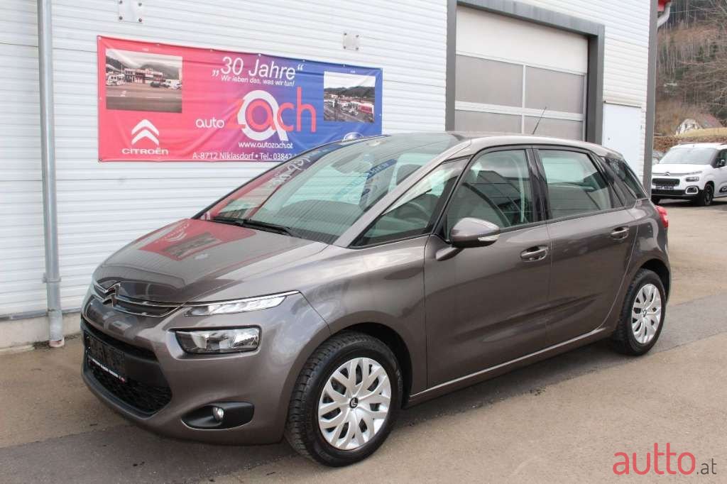 2016' Citroen C4 Picasso photo #1