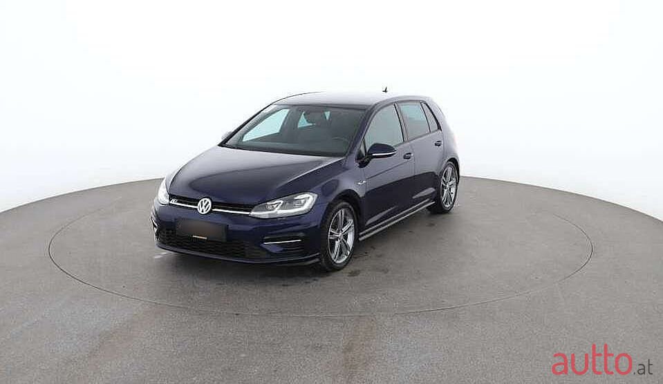 2020' Volkswagen Golf photo #1