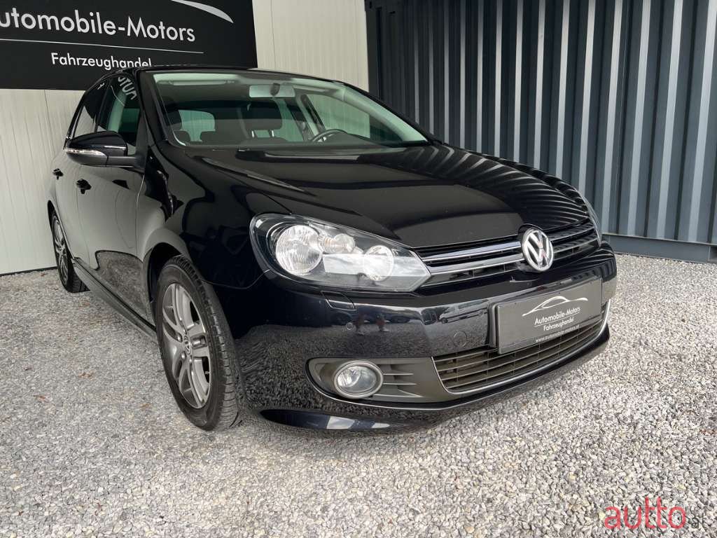 2012' Volkswagen Golf photo #5