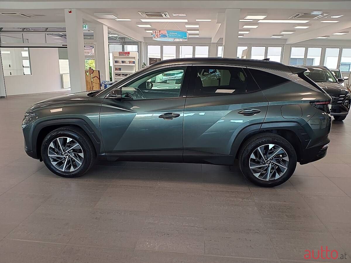 2023' Hyundai Tucson photo #2