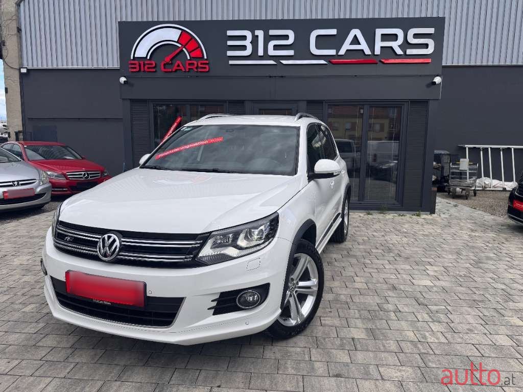 2013' Volkswagen Tiguan photo #1