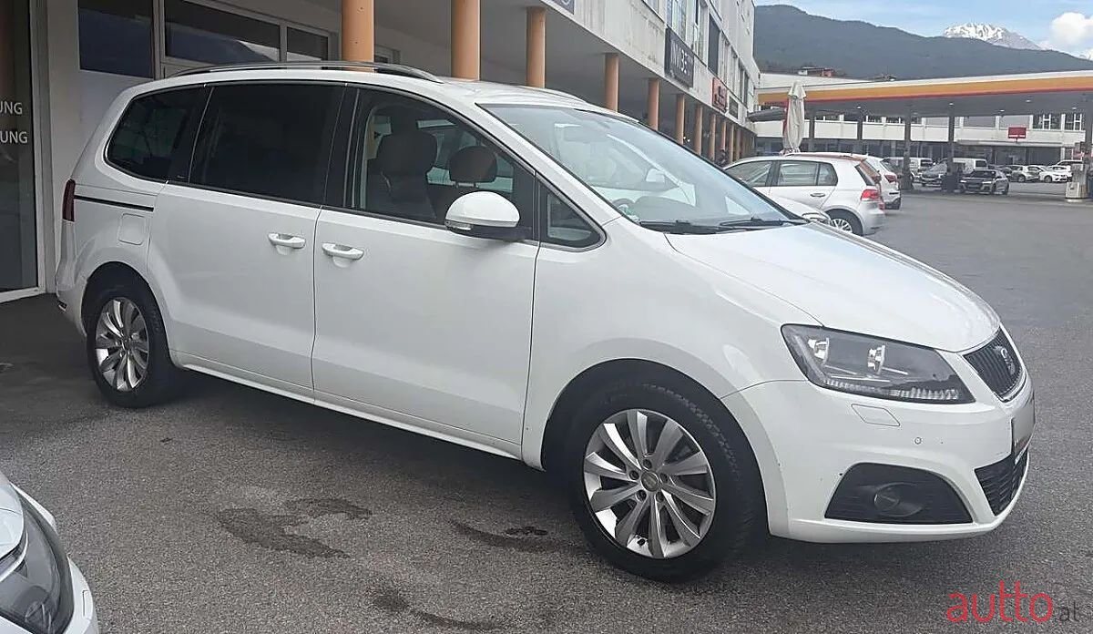 2014' SEAT Alhambra photo #4