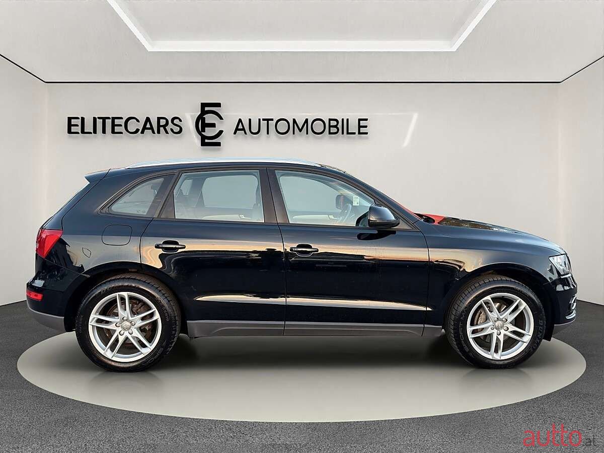 2012' Audi Q5 photo #3