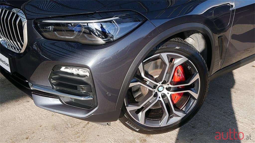 2021' BMW X5 photo #3