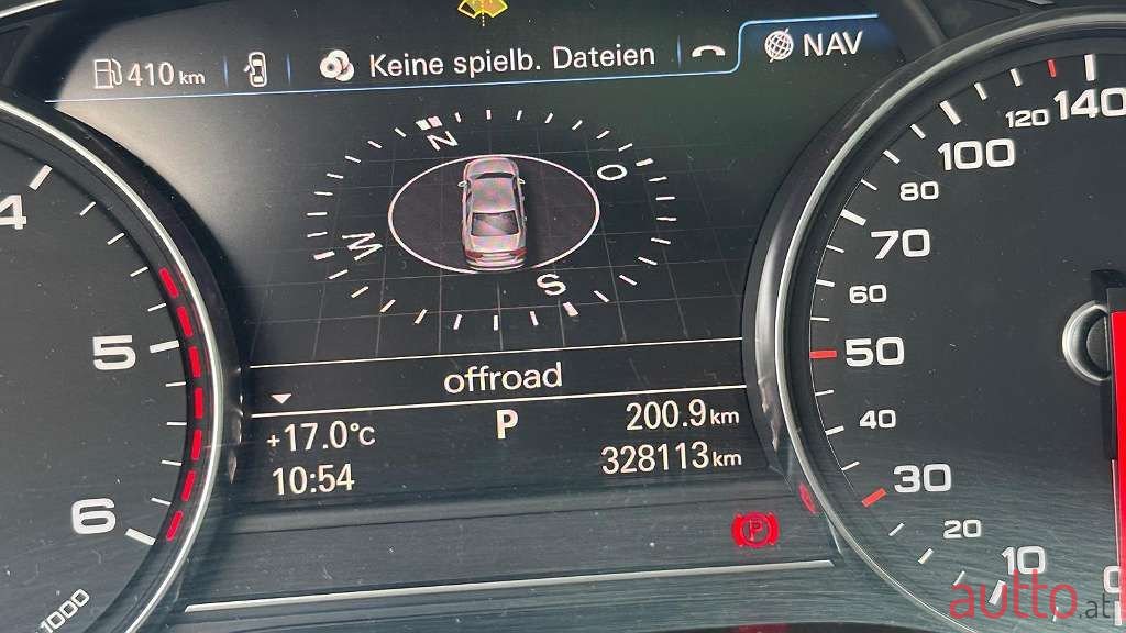 2011' Audi A8 photo #4