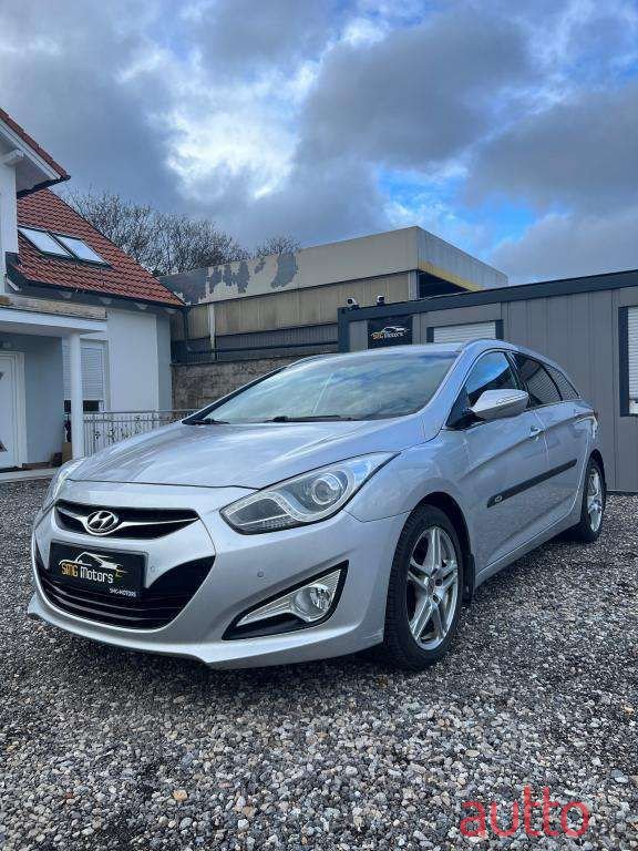 2013' Hyundai i40 photo #2