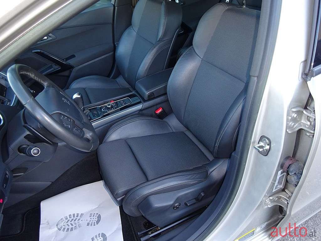 2012' Peugeot 508 photo #4