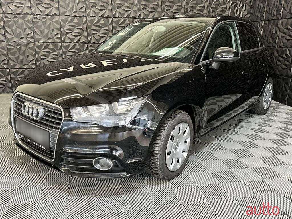 2014' Audi A1 photo #2