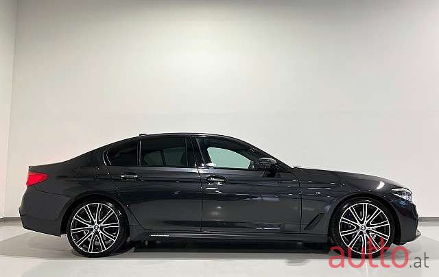 2017' BMW 5Er-Reihe photo #2
