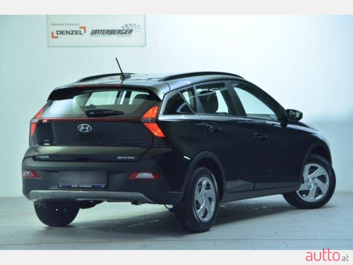 2022' Hyundai Bayon photo #2