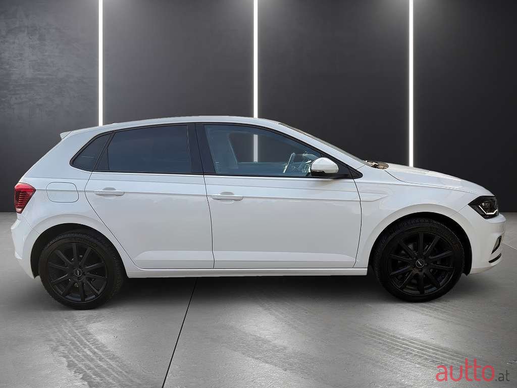 2018' Volkswagen Polo photo #6