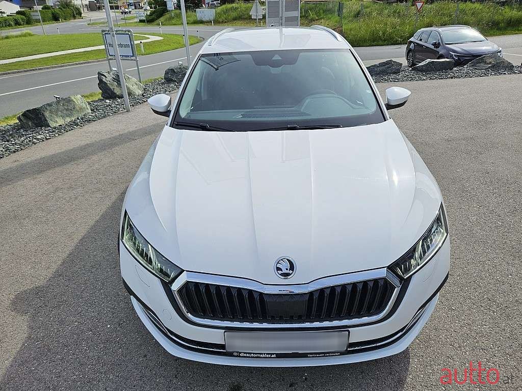 2022' Skoda Octavia photo #5