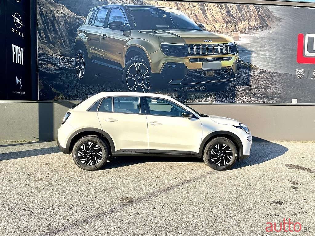 2024' Fiat 600 photo #5