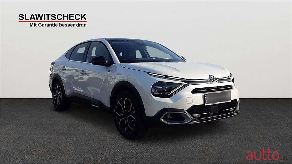 2023' Citroen C4 X photo #6