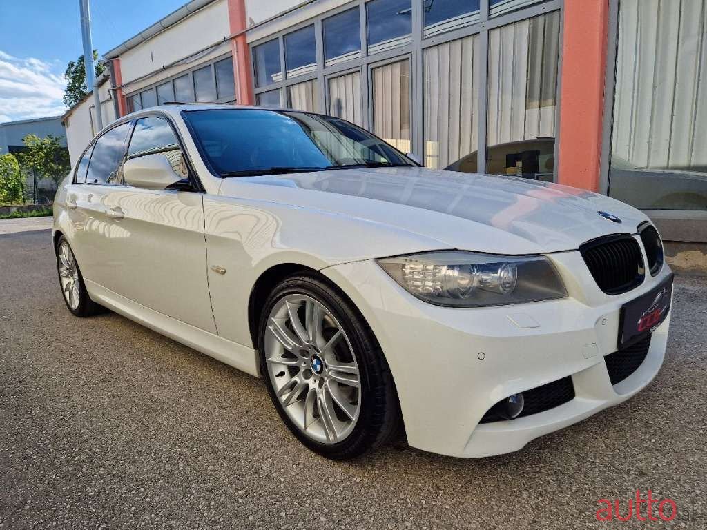 2010' BMW 3Er-Reihe photo #2