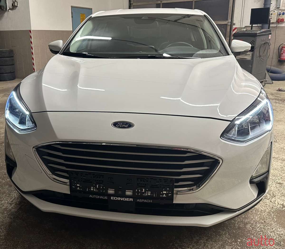 2021' Ford Focus photo #1