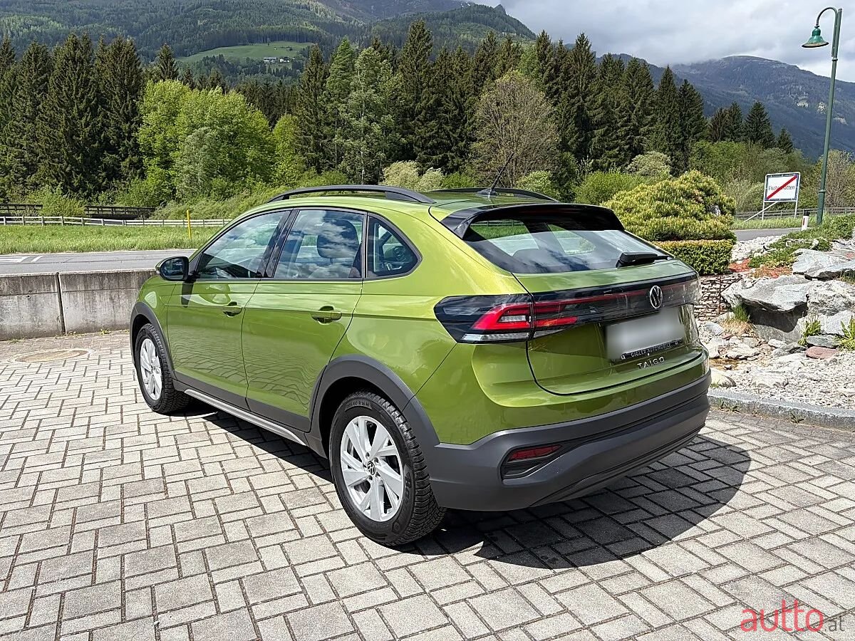 2023' Volkswagen Taigo photo #3