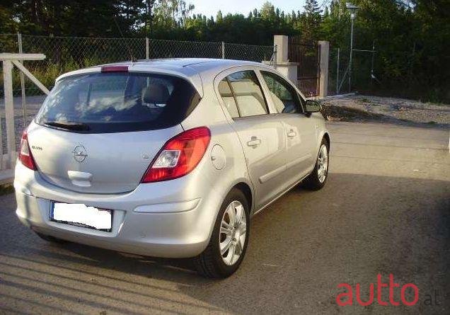 2006' Opel Corsa photo #1