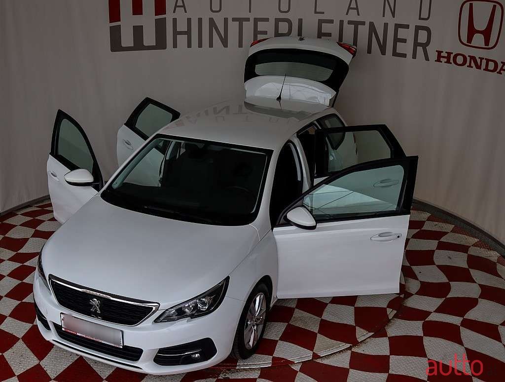 2020' Peugeot 308 photo #3